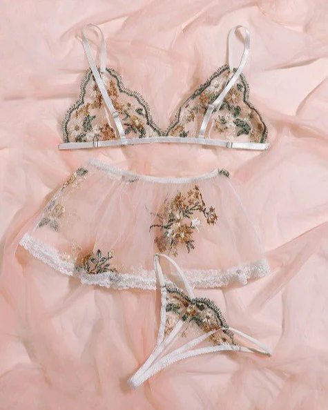 Wildflower Allure Sheer Three-Piece Lingerie Set - Image 5